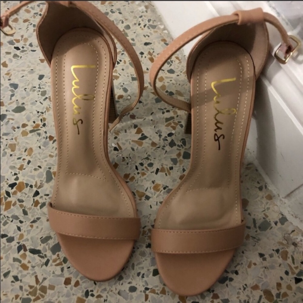 Lulus block heels - Picture 3 of 5